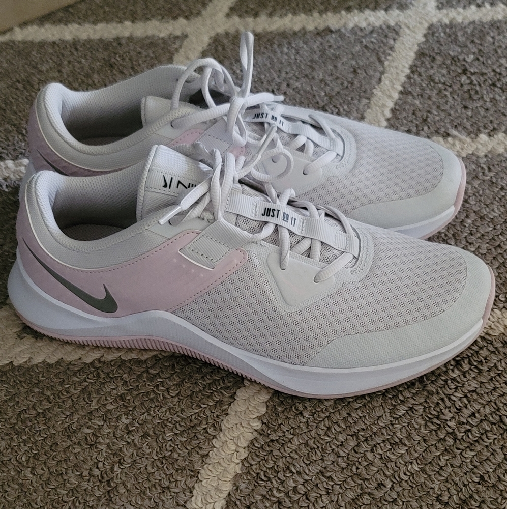 Nike women's sneakers